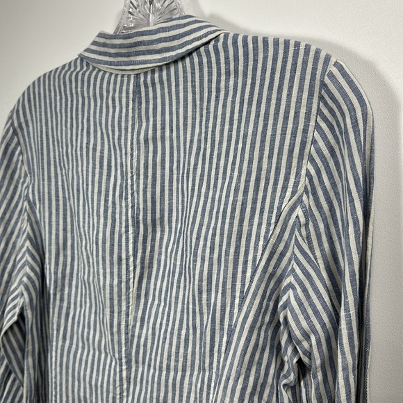 Tahari 100% linen blue and white striped jacket size small. NWT. - Picture 8 of 9